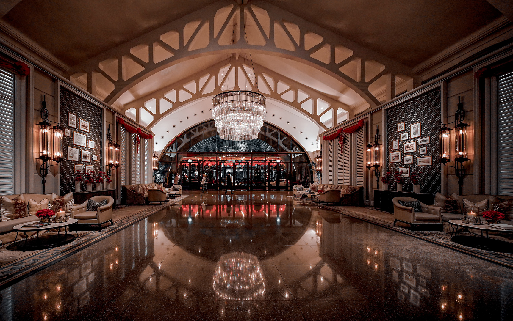 Lobby des THE FULLERTON Hotel in Singapur