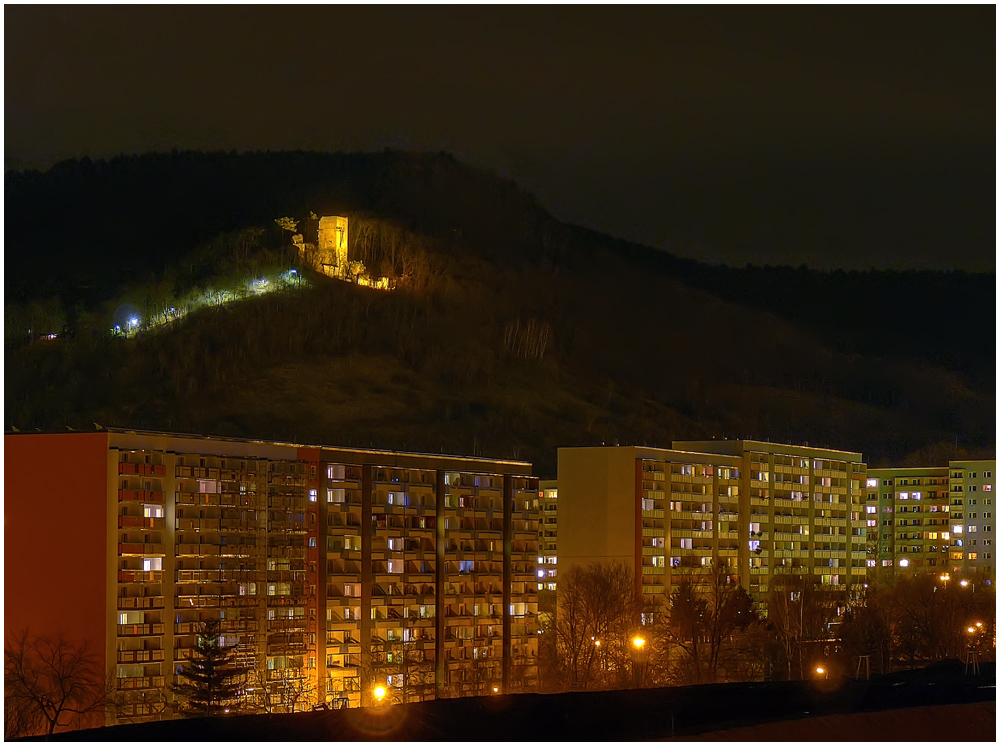 Lobdeburg @ Night