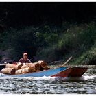 Lobe das kleine Boot, aber die Ladung bringe auf einem großen Schiff unter.  (Hesiod von Böotien)