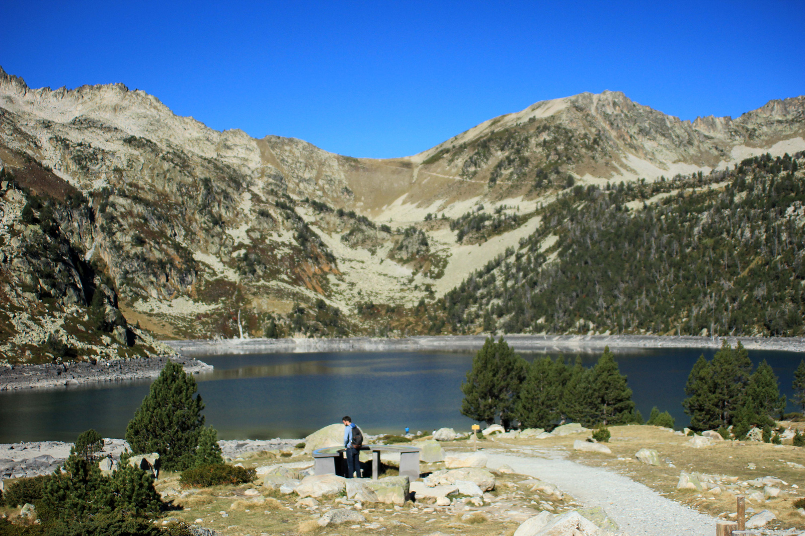 l'observatoire de la crique (pyrénée )