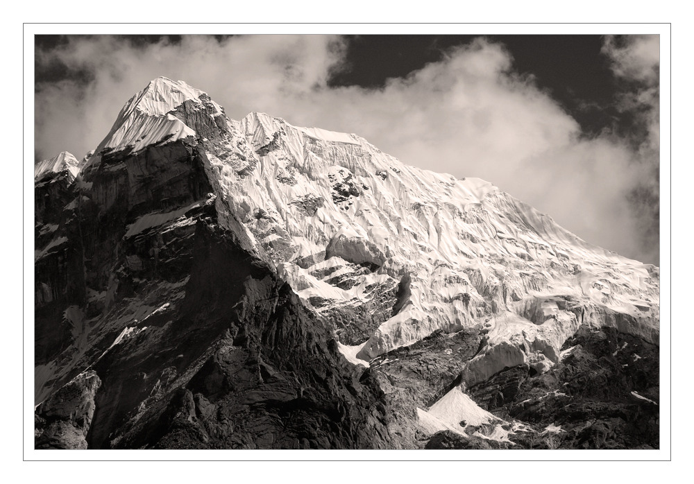 Lobuche East Peak 6119m