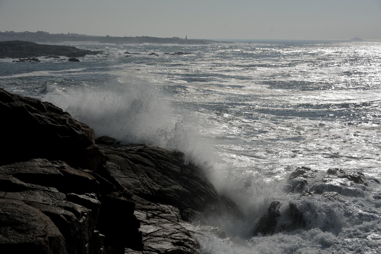 L'ocean en contre jour