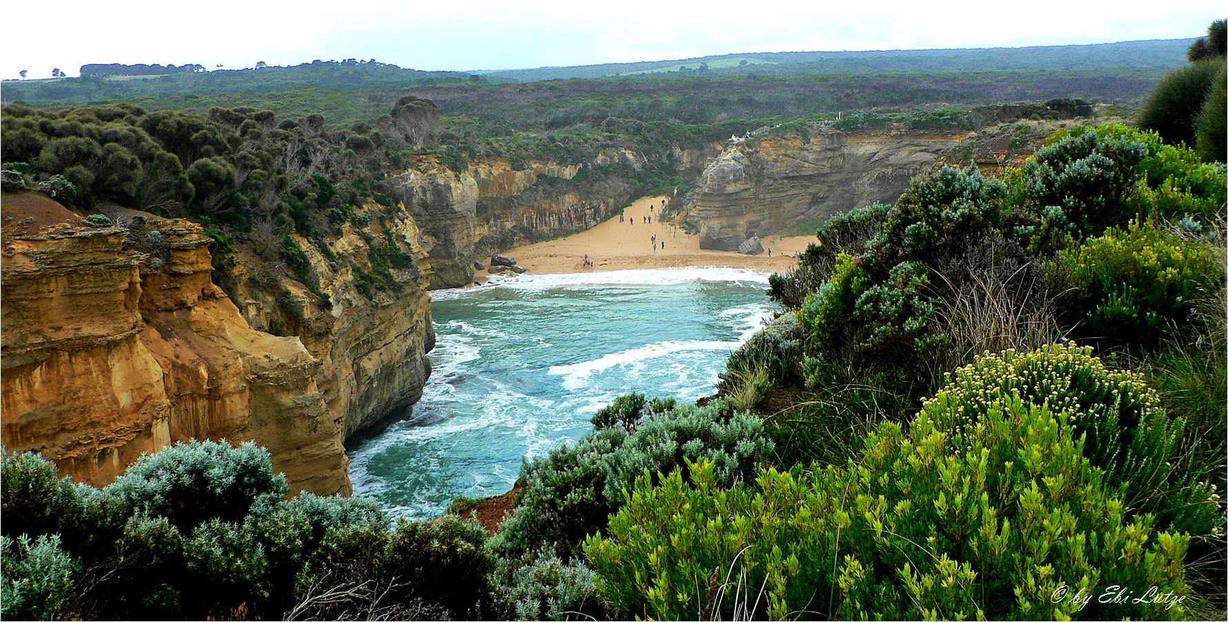 ** Loch Ard Gorge / Shipwrecked and a romantic Story ** 