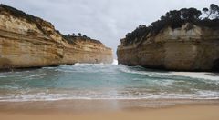 Loch Ard Gorge vom Strand aus gesehen