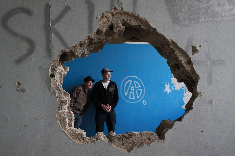 Loch Foto & Bild erwachsene menschen, zwei menschen, mehrere menschen