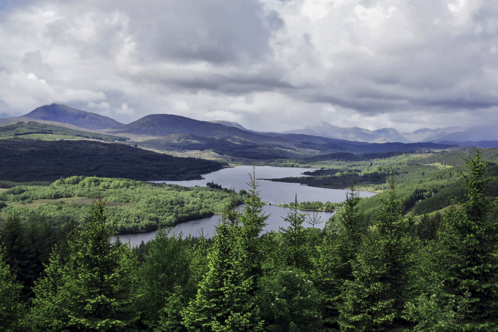 Loch Garry