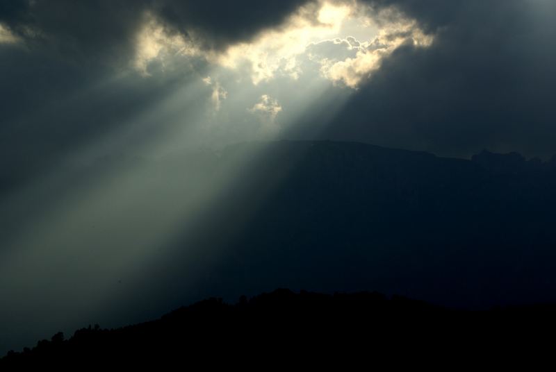 Loch in den Wolken