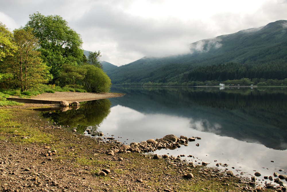 Loch Lubnaig as the sun rises