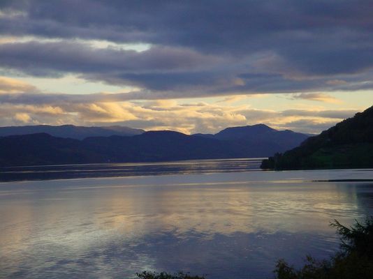 Loch Ness Herbst-Abend