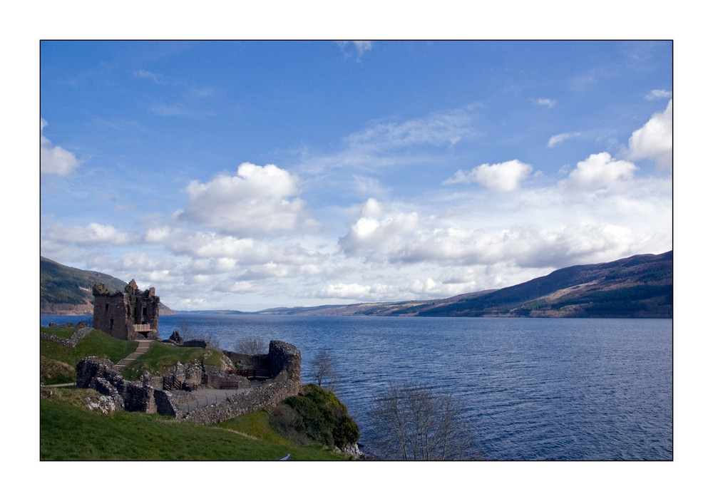 Loch Ness & Urquhart Castle