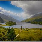 Loch Shiel mit Glen Finnan Monument, Schottland