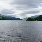 Loch Tay / Auch Schottland kann Grün