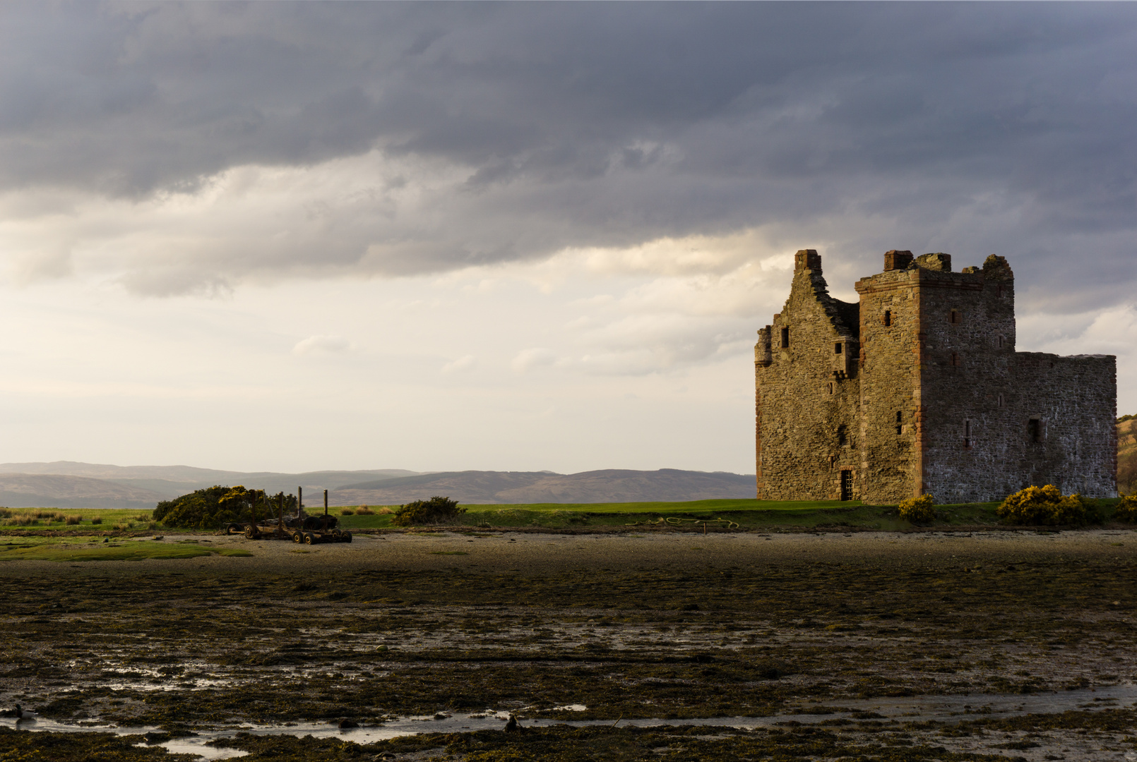 Lochranza Castle