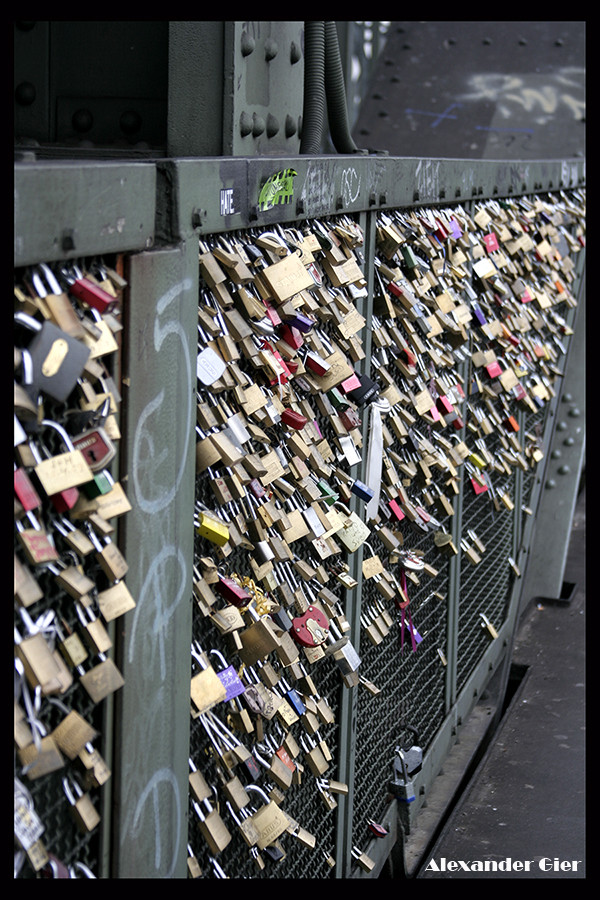 locked love