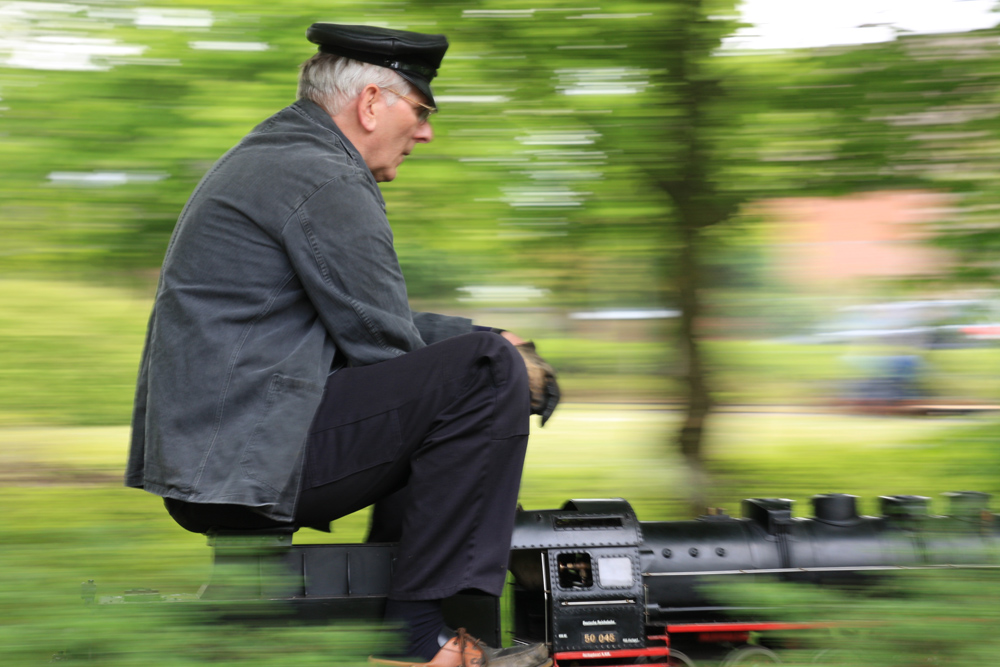 Lockführer der Kindereisenbahn Hamm Westf.