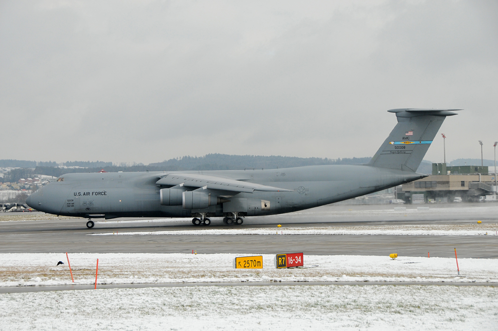 Lockheed C-5M Super Galaxy 85-0008