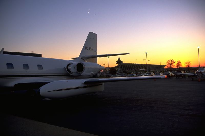 Lockheed Jetstar @ KIAD Dulles Intl. Washington