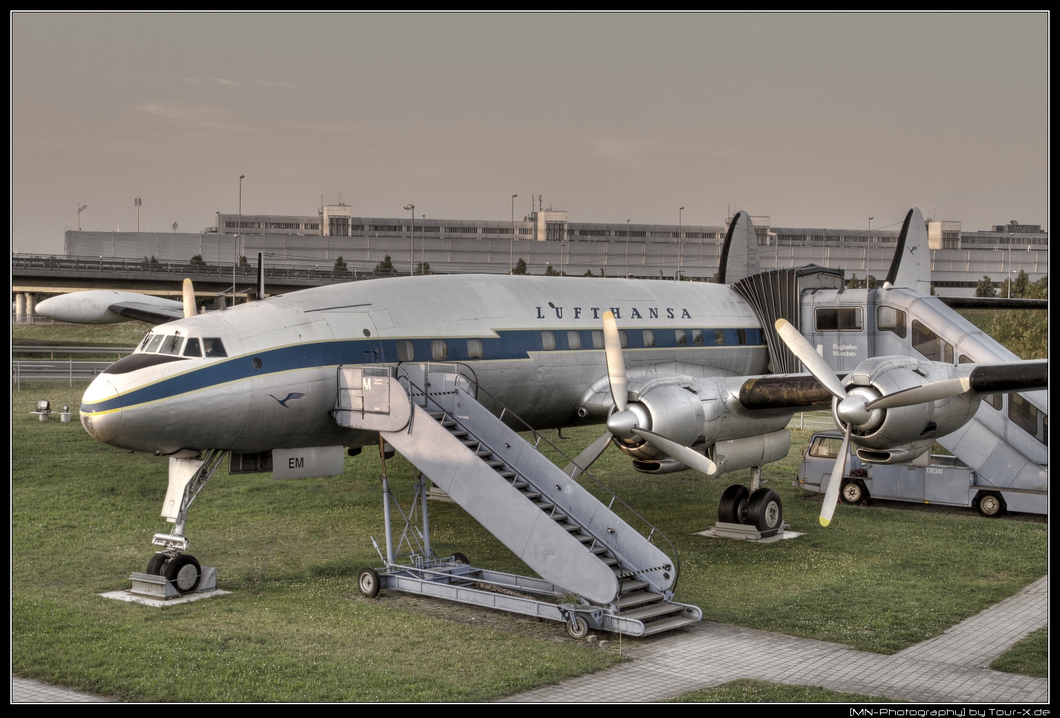 Lockheed L-1049 G Super Constellation