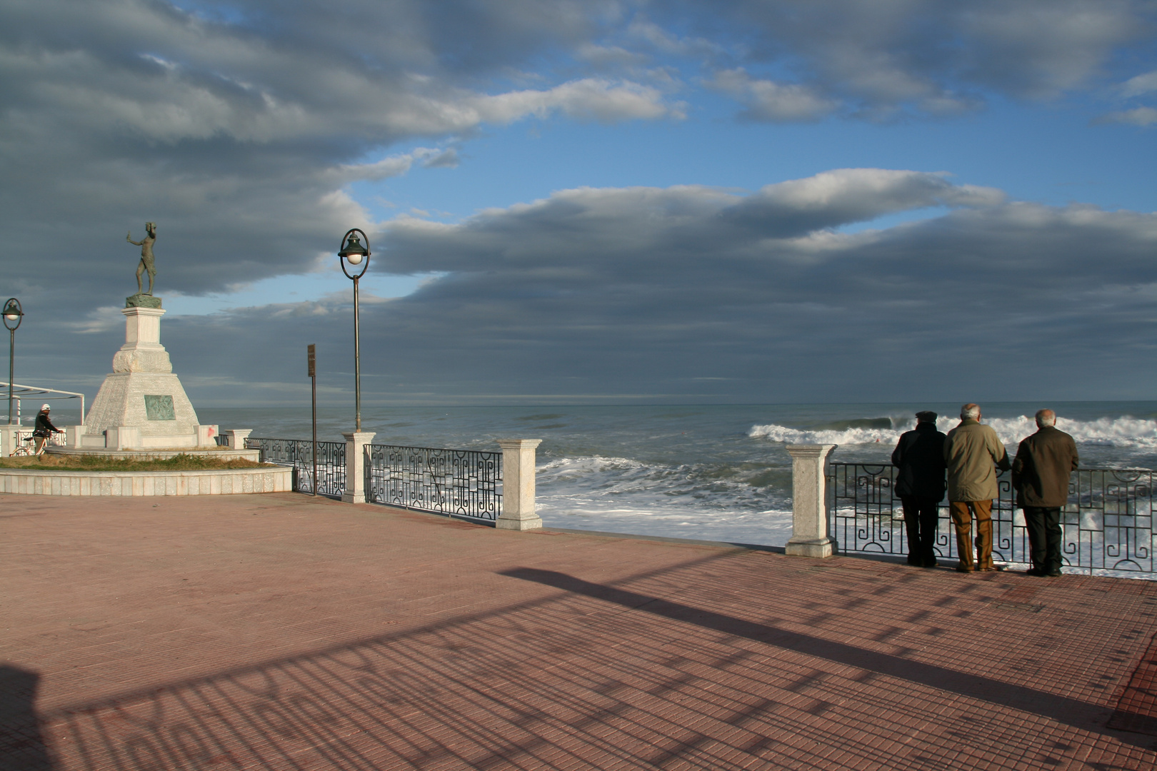 Locri, il mare in inverno