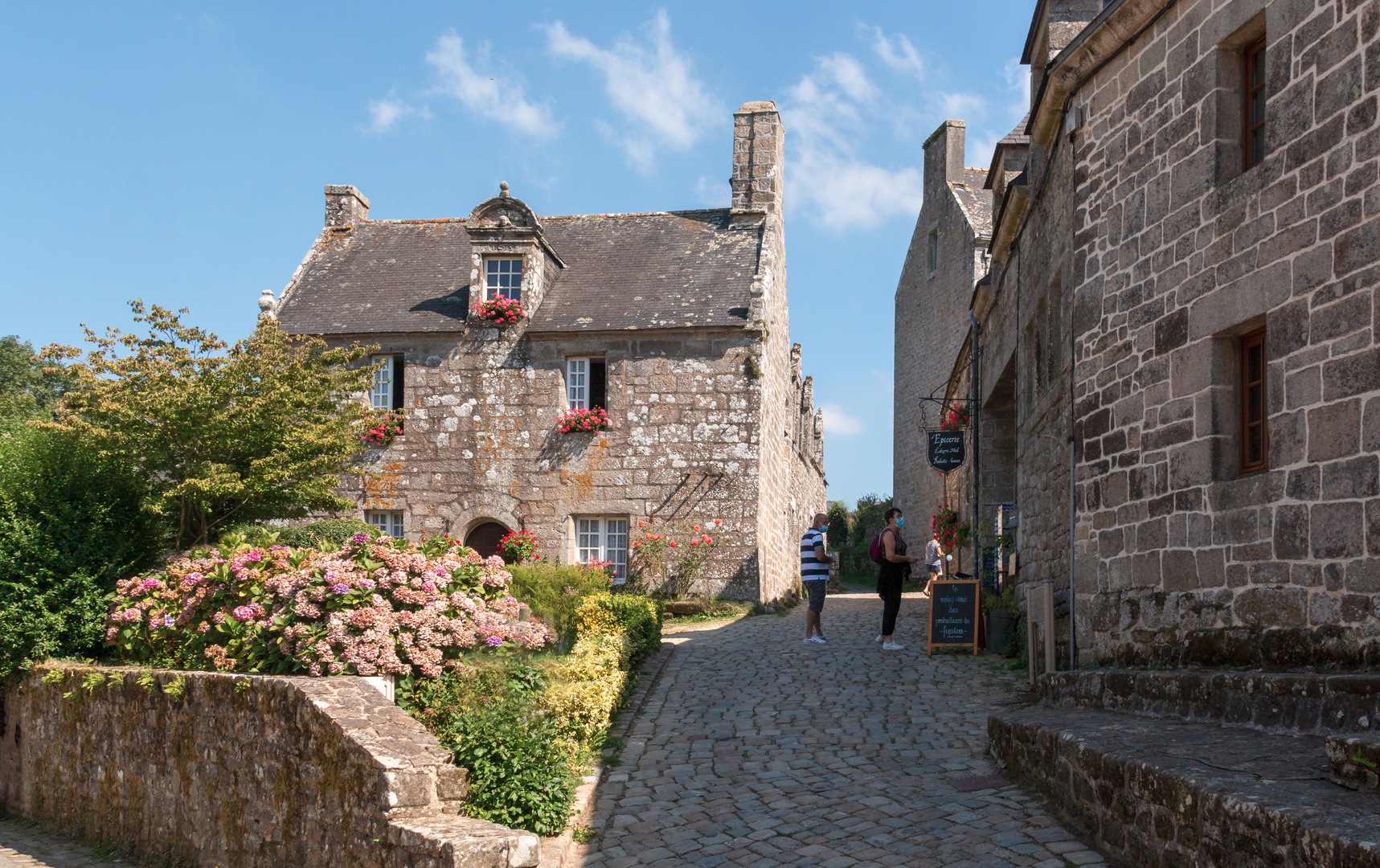 Locronan 