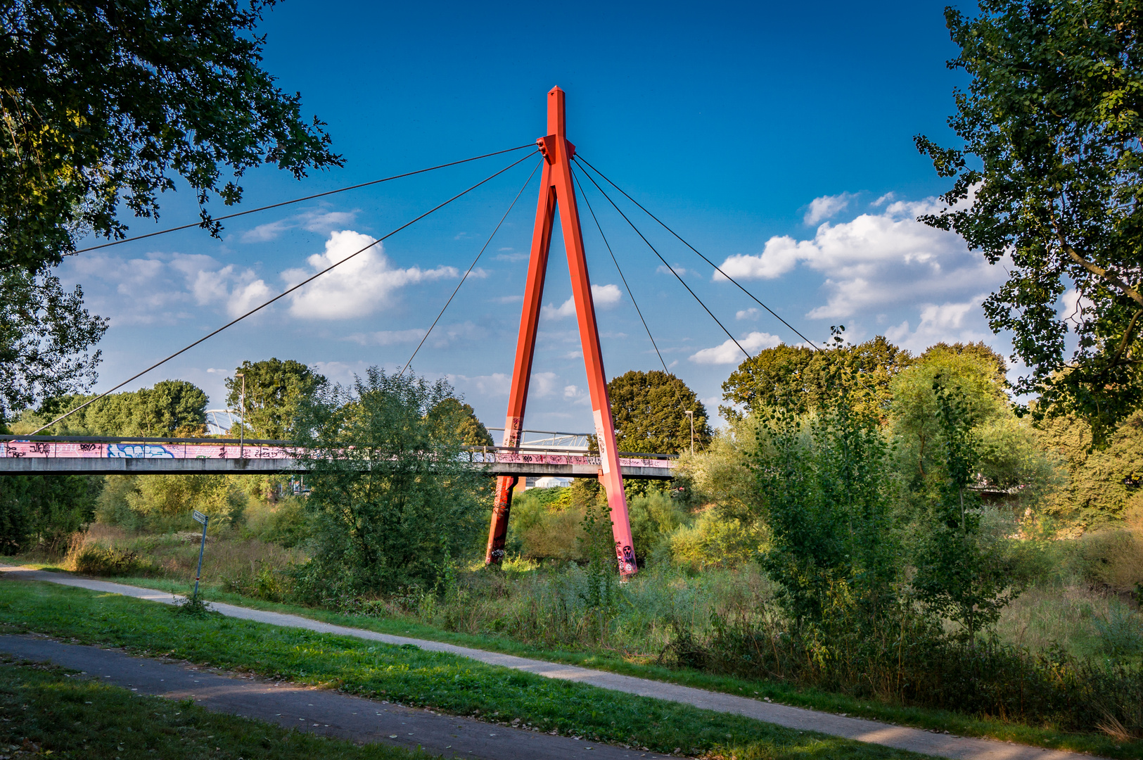 Lodemannbrücke über der Ihme - Hannover