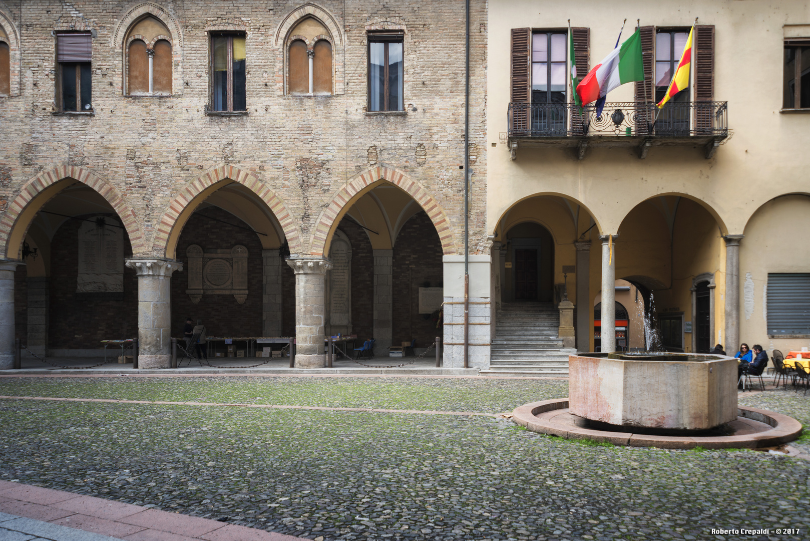 Lodi, Piazza Broletto