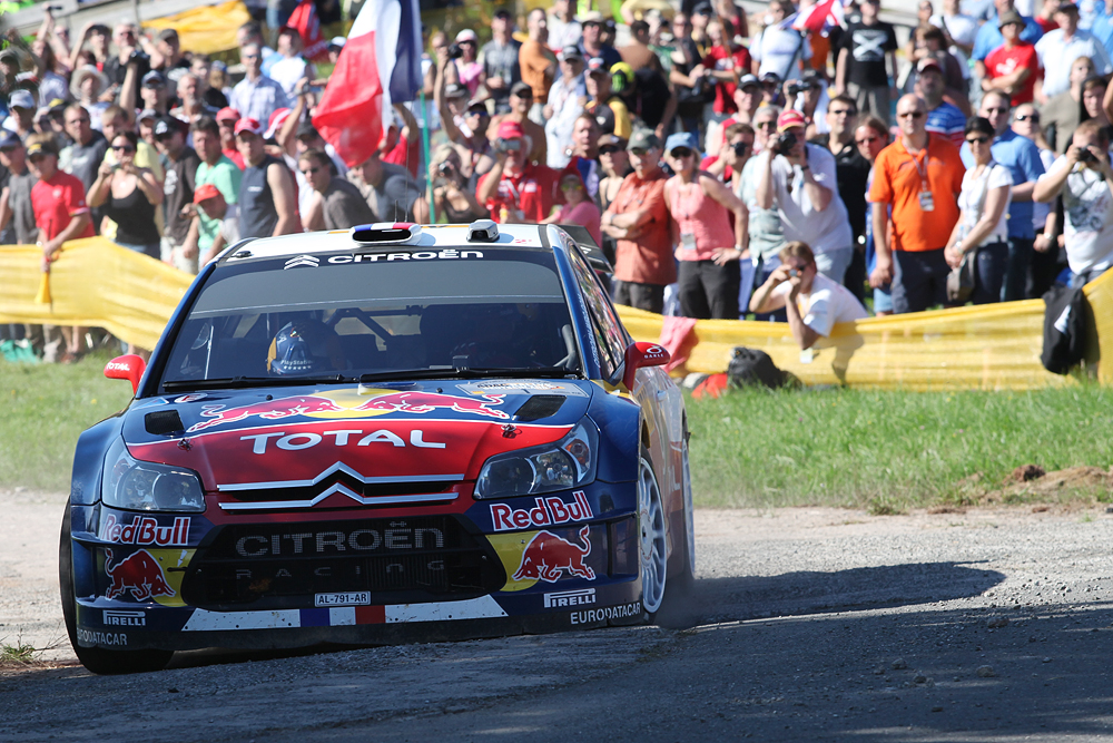 Loeb auf der Panzerplatte...