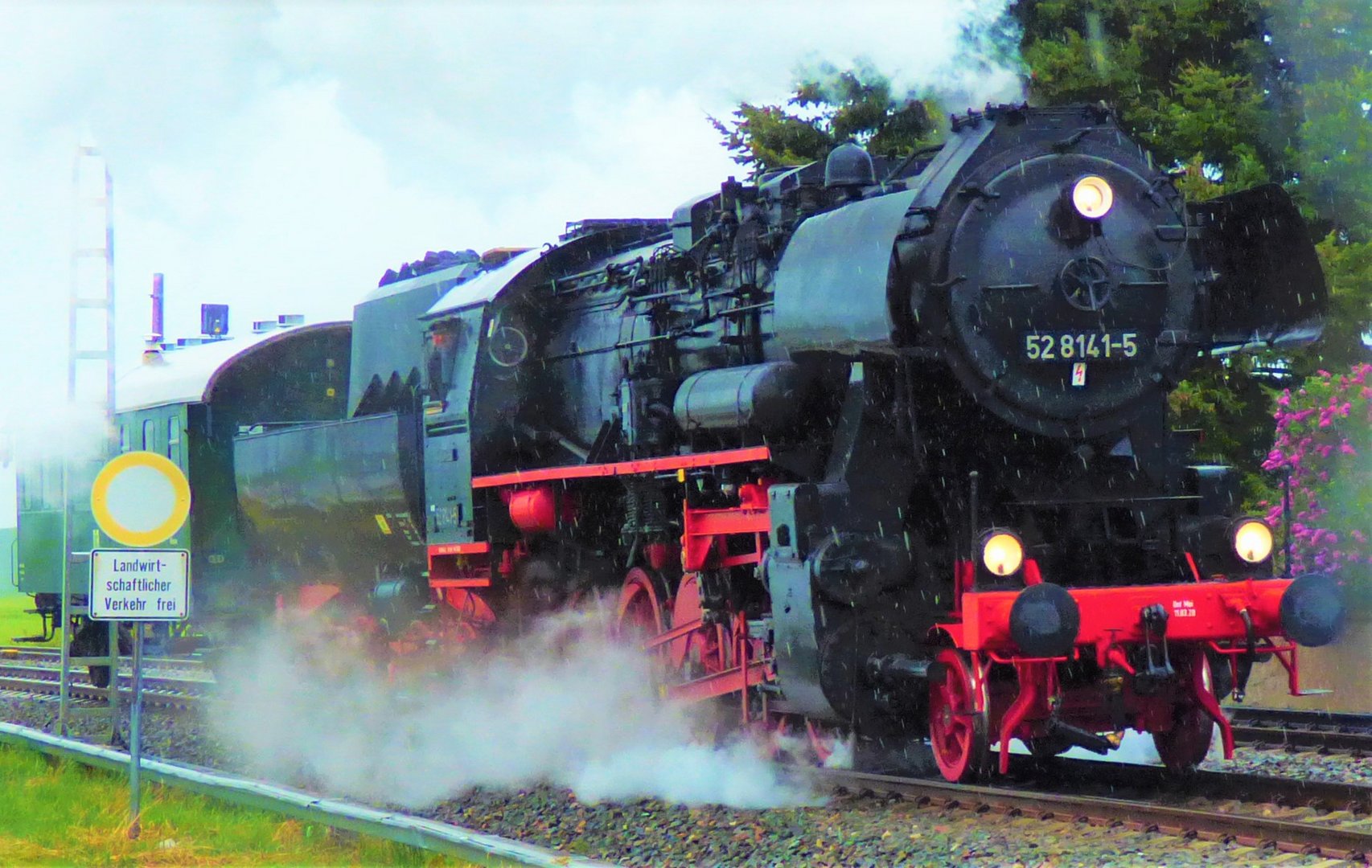 Löbauer 52 8141-5 unterwegs nach Meiningen 