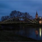 Löderburg: Bode, Brücke, Kirche