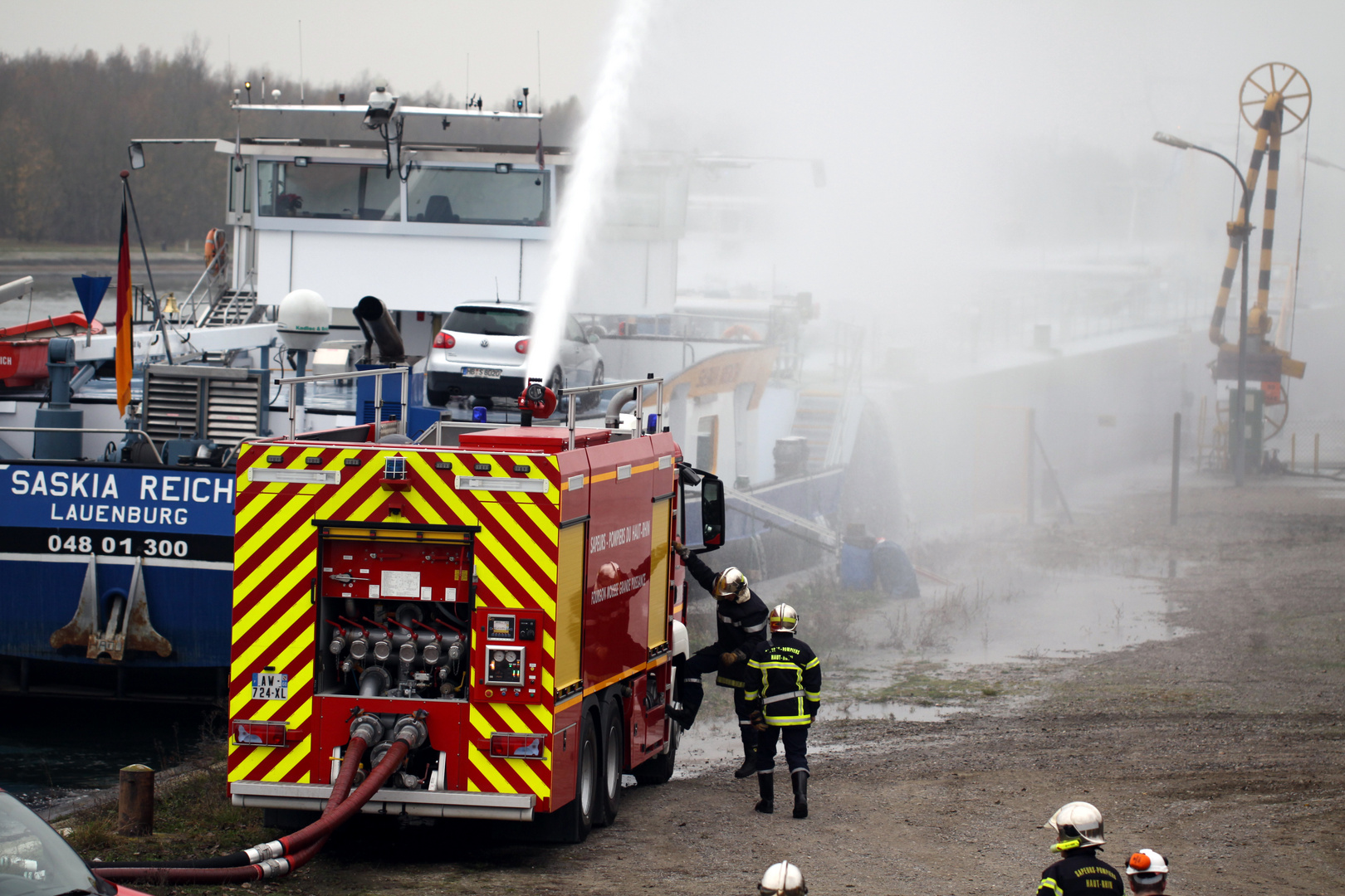 Löschfahrzeug der Stützpunktfeuerwehr Oberrhein