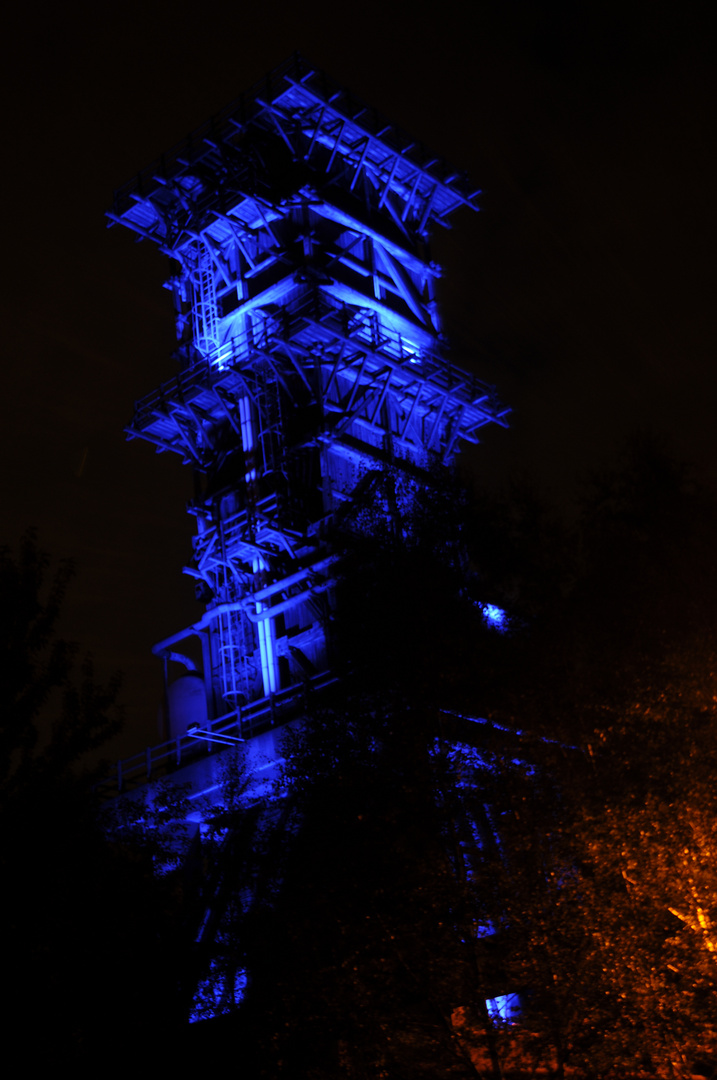 Löschturm zur blauen Stunde