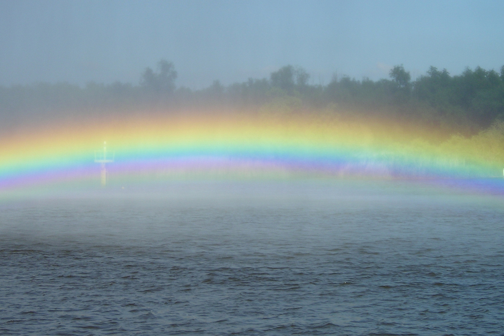 Löschwasser-Regenbogen