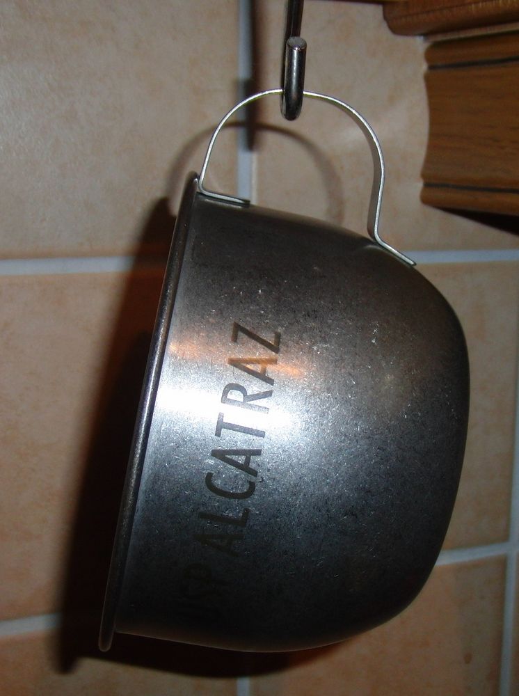 Lösung zum Rätsel / Metalltasse "Alcatraz"