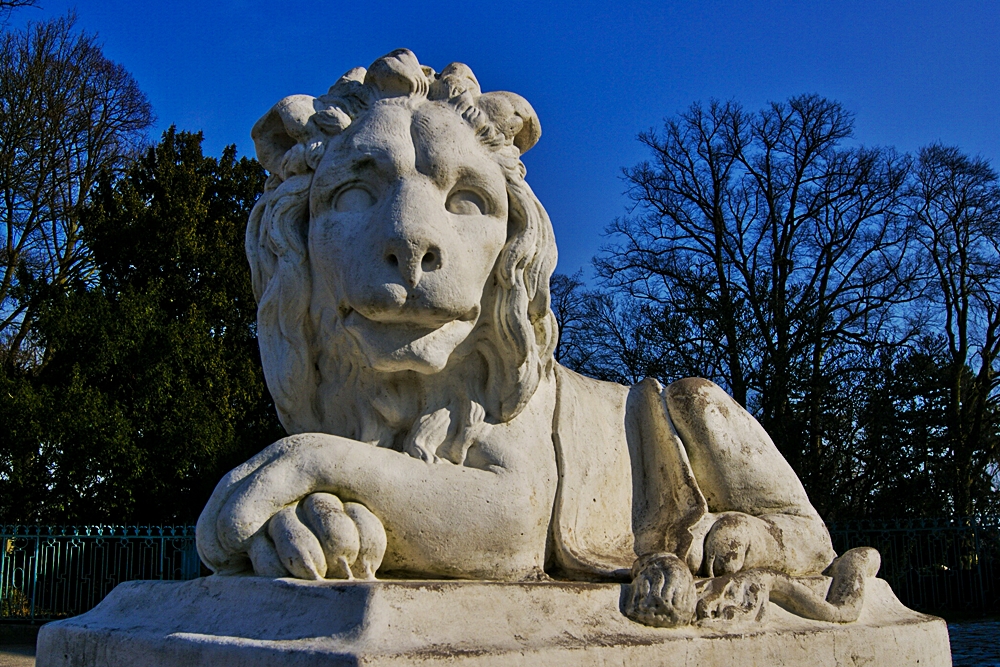 Löwe aus Stein