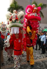 Löwen und Drachenfest in Hong Kong 2013