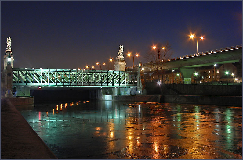 Löwenbrücke