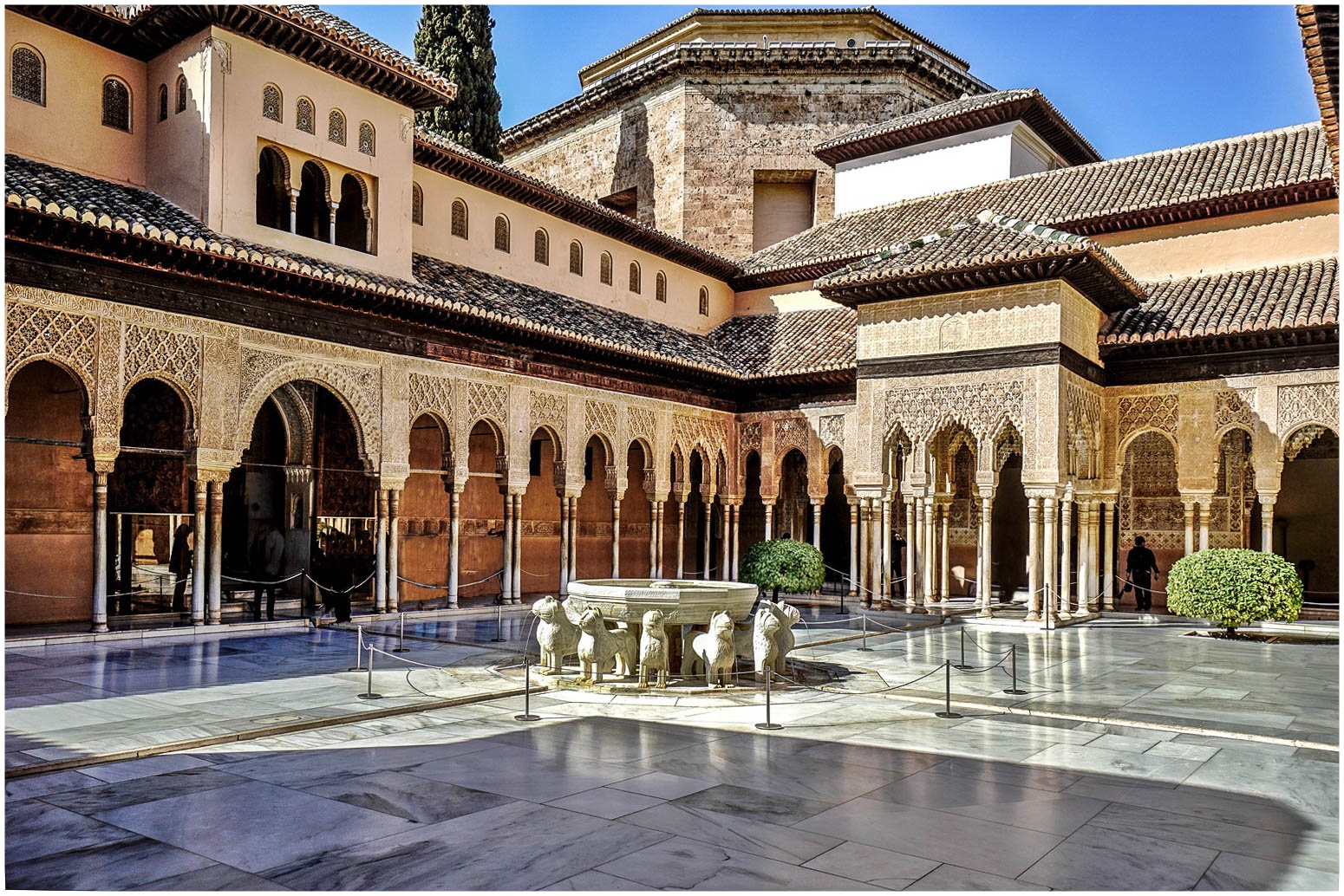 LÖWENHOF IN DER ALHAMBRA III