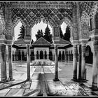 LÖWENHOF IN DER ALHAMBRA VON GRANADA