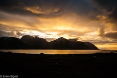 Lofoten bei Sonnenuntergang (Lofoten / Norwegen)