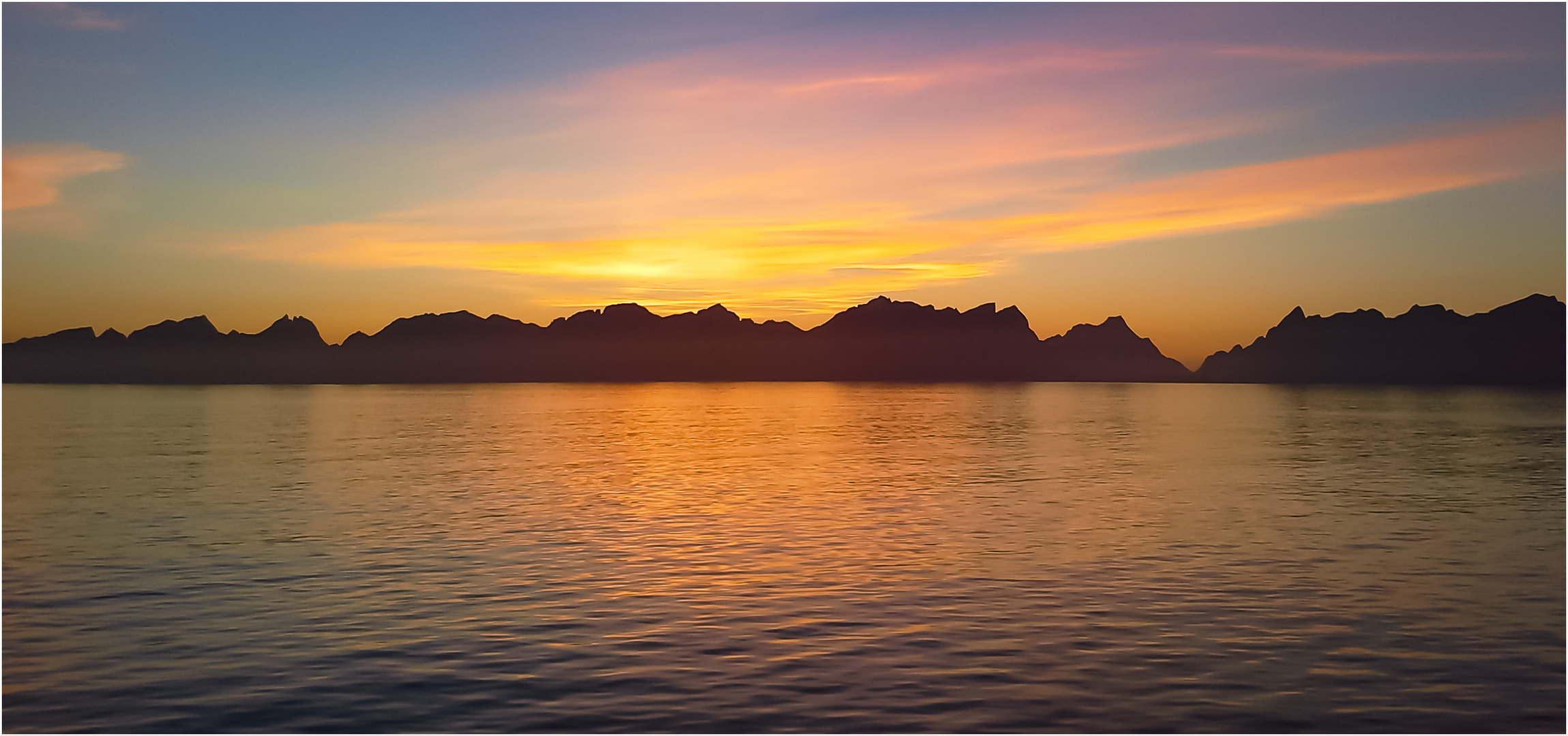 Lofoten    Dienstag ist Spiegeltag