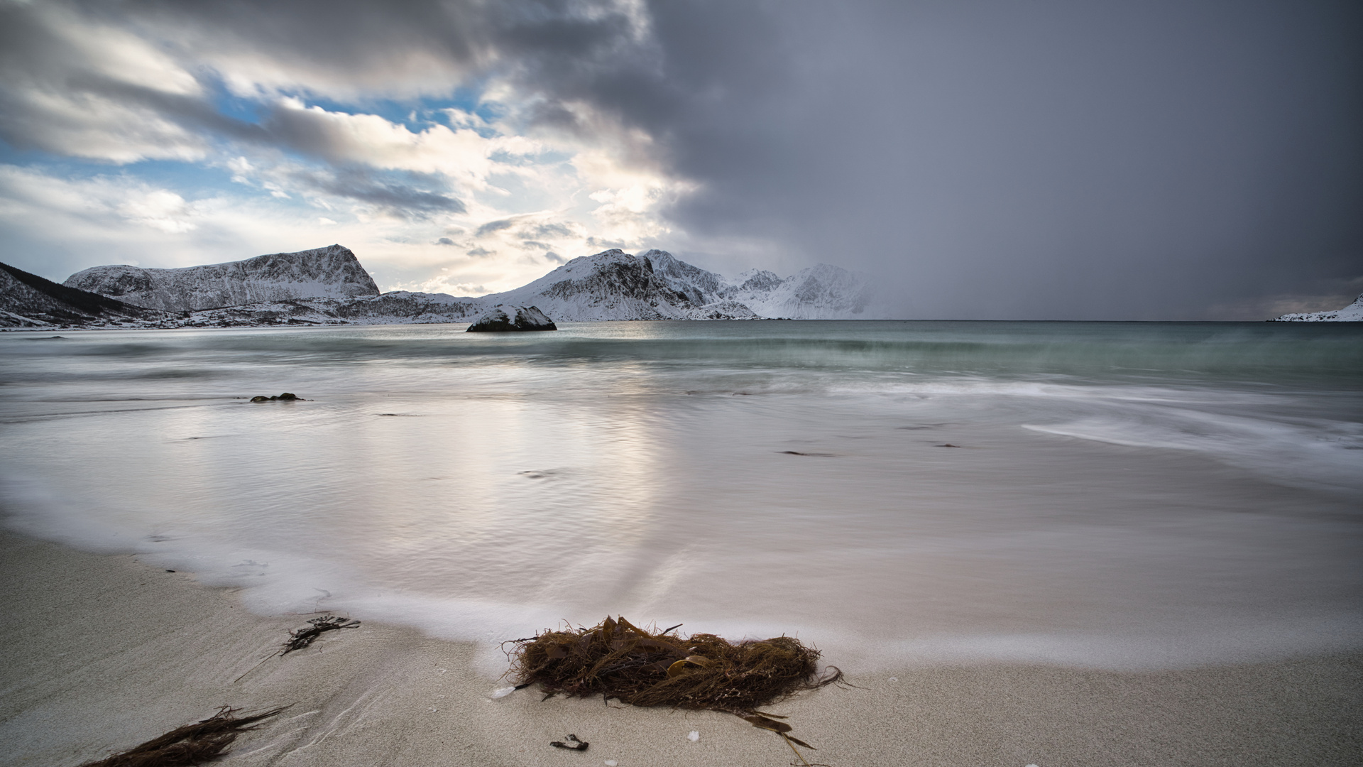 Lofoten - Haukland Beach