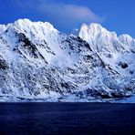 Lofoten im Winter – Heute erlebte ich die “perfekte” blaue Stunde. Jetzt fehlt noch das Nordlicht...