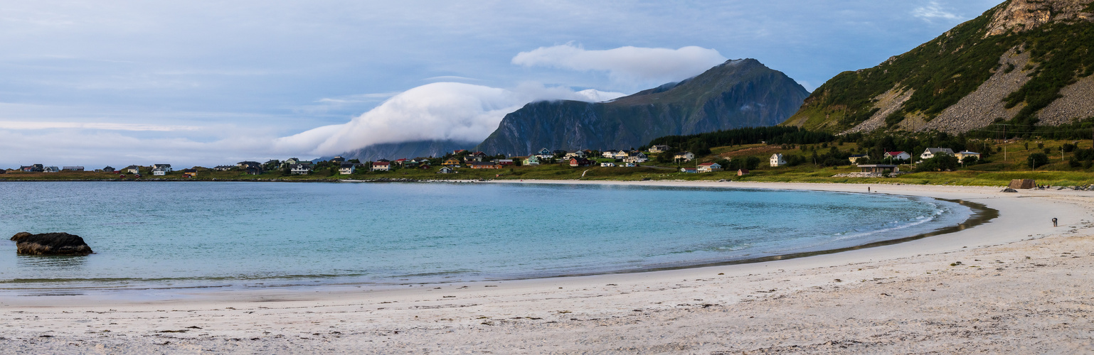 Lofoten-Ramberg-Pano