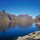 Lofoten - Reinefjorden mit Sakrisøy