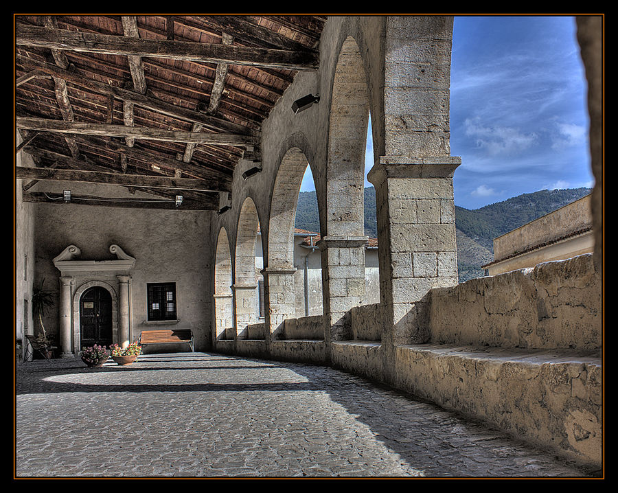 Loggia dei Mercanti