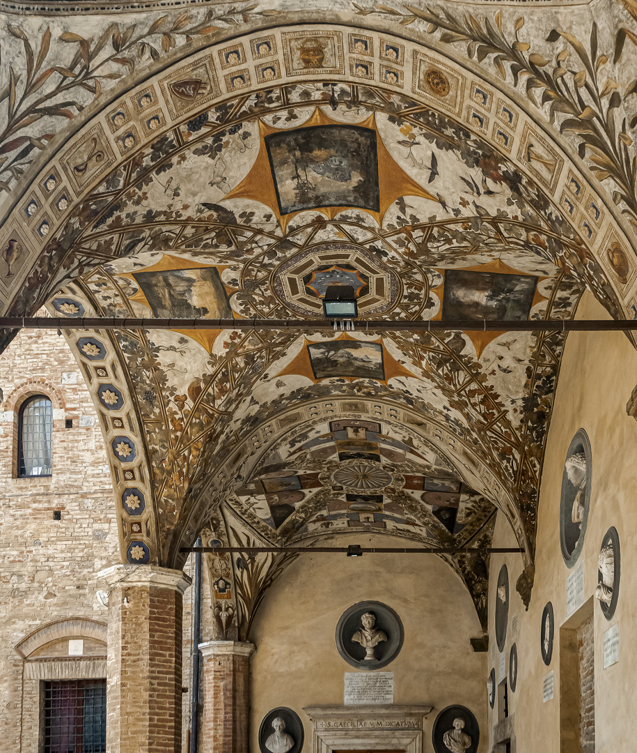 Loggia Palazzo Chigi-Saracini