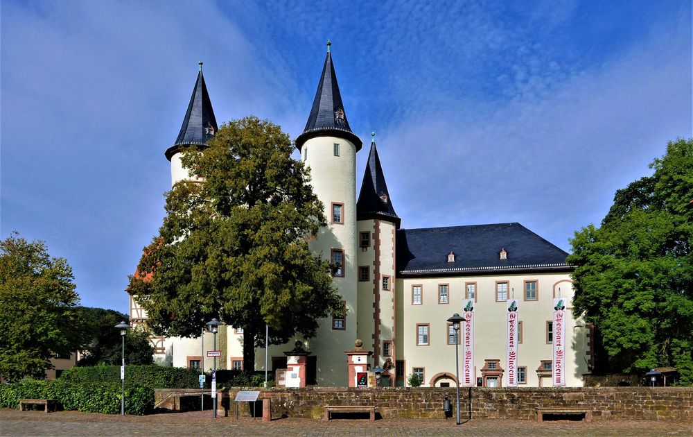 Lohrer - oder auch Kurmainzer Schloss ...