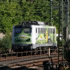 Lok 140 002 steht in Hamburg-Harburg 1