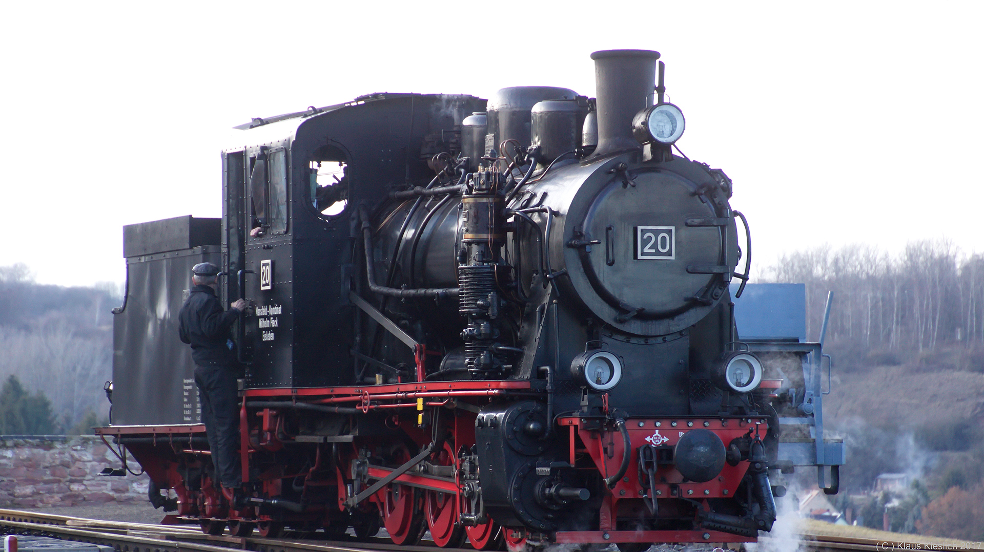 Lok 20 der Mansfelder Bergwerksbahn beim Umsetzen in Hettstedt-Kupferkammerhütte