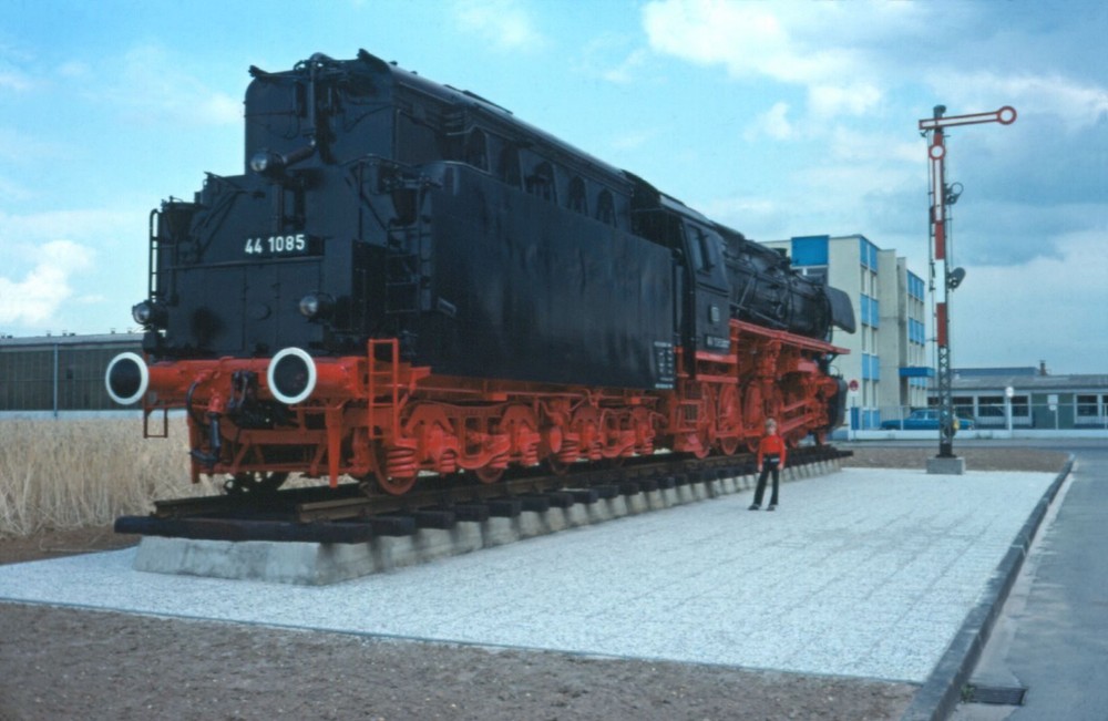 Lok 44 1085 im Stollwerkgelände Köln-Porz
